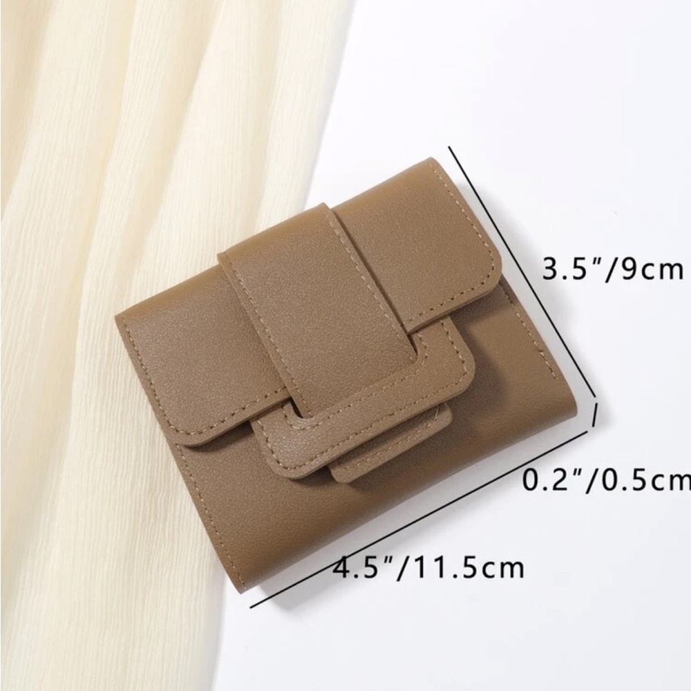 ⚠️Clearance Apricot Tri Fold Wallet / Cardholder - Picture 4 of 4